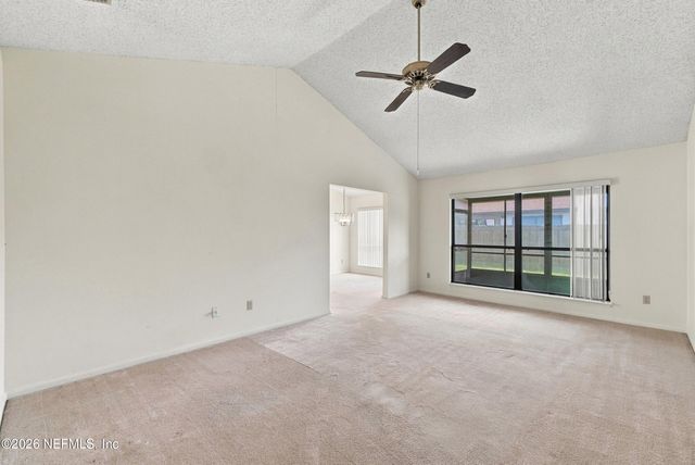 7821 FAWN BROOK Circle W, Jacksonville, FL 32256