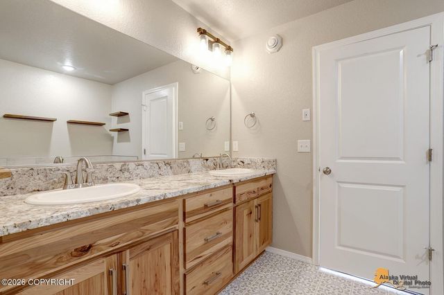 4450 W Murray Drive, Wasilla, AK 99623