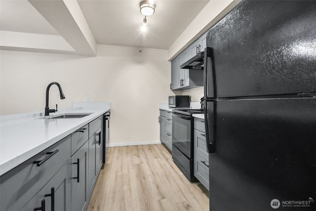 10240 Bridgeport Way SW, Lakewood, WA 98499