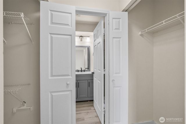 10240 Bridgeport Way SW, Lakewood, WA 98499