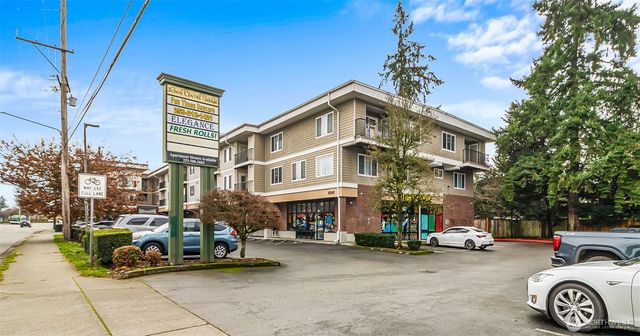 10240 Bridgeport Way SW, Lakewood, WA 98499