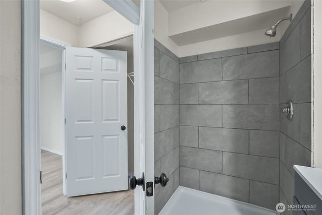 10240 Bridgeport Way SW, Lakewood, WA 98499