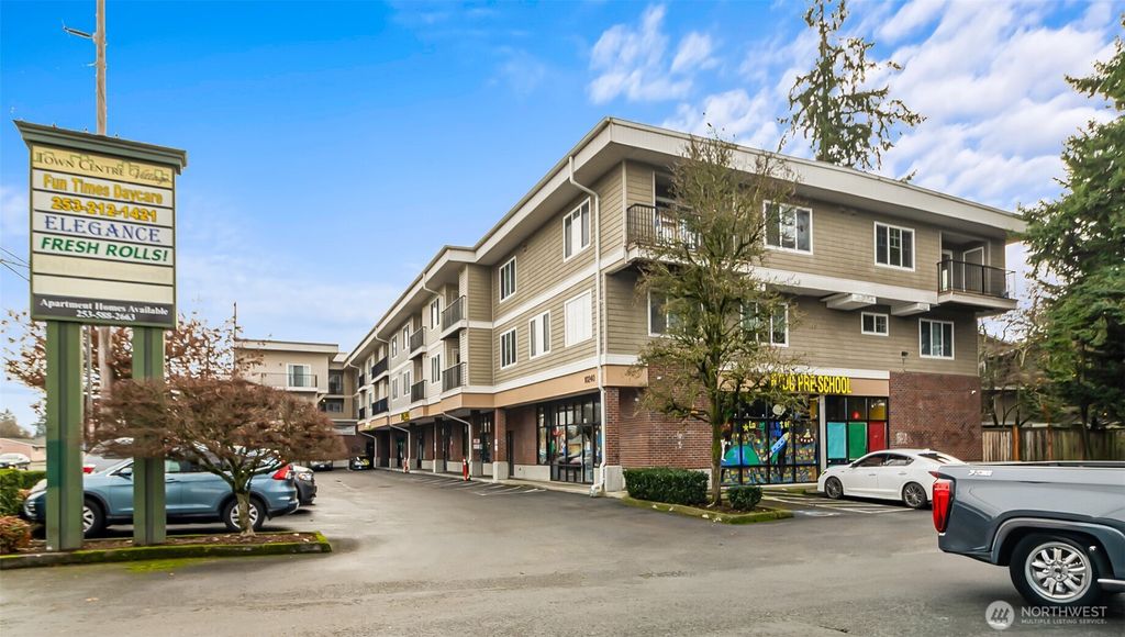 10240 Bridgeport Way SW, Lakewood, WA 98499