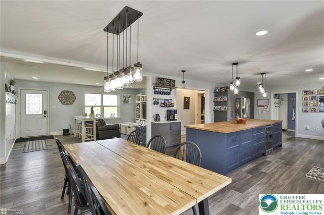 8738 Cardinal Road, Lynn Twp, PA 18066