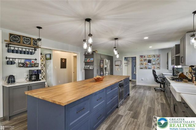8738 Cardinal Road, Lynn Twp, PA 18066