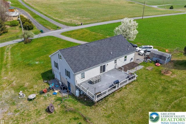 8738 Cardinal Road, Lynn Twp, PA 18066