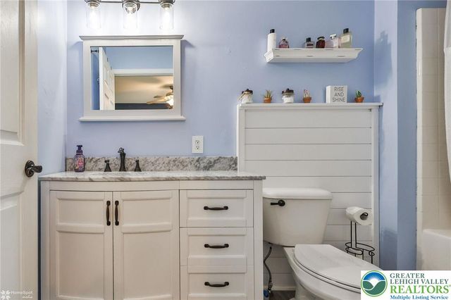 8738 Cardinal Road, Lynn Twp, PA 18066