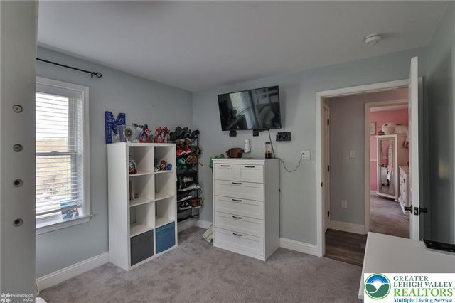 8738 Cardinal Road, Lynn Twp, PA 18066