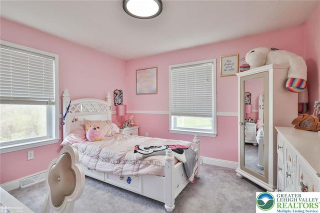 8738 Cardinal Road, Lynn Twp, PA 18066