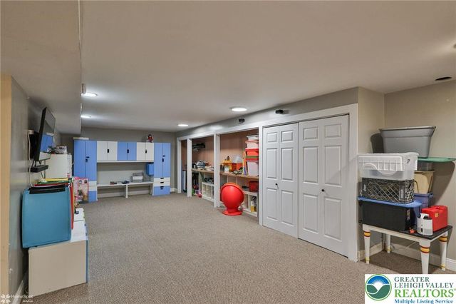 8738 Cardinal Road, Lynn Twp, PA 18066