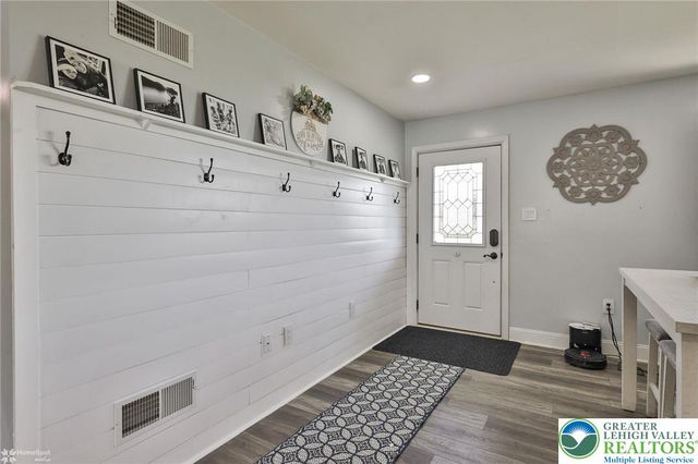 8738 Cardinal Road, Lynn Twp, PA 18066
