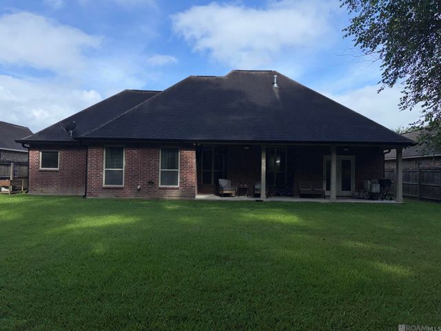 4923 Harbor Ln, Greenwell Springs, LA 70739
