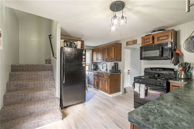 103 Chester Drive, Salina, NY 13208