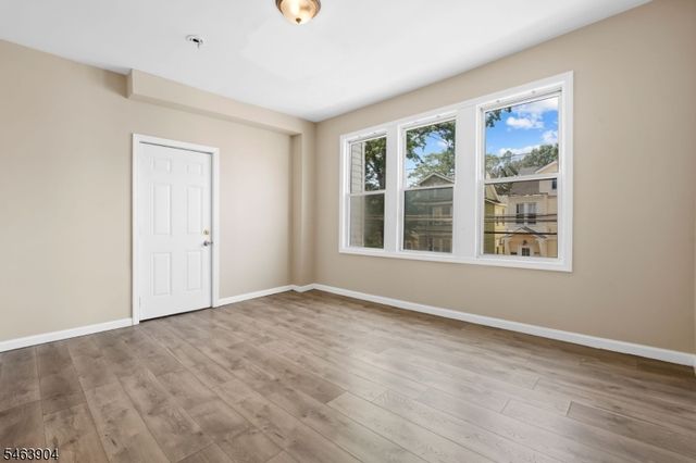 278 Wainwright St, Newark City, NJ 07112