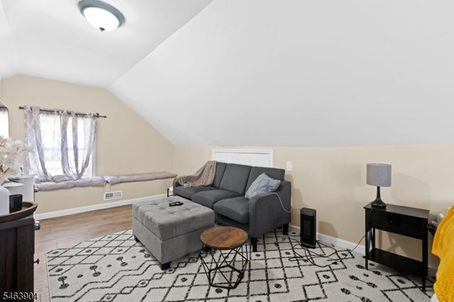 278 Wainwright St, Newark City, NJ 07112