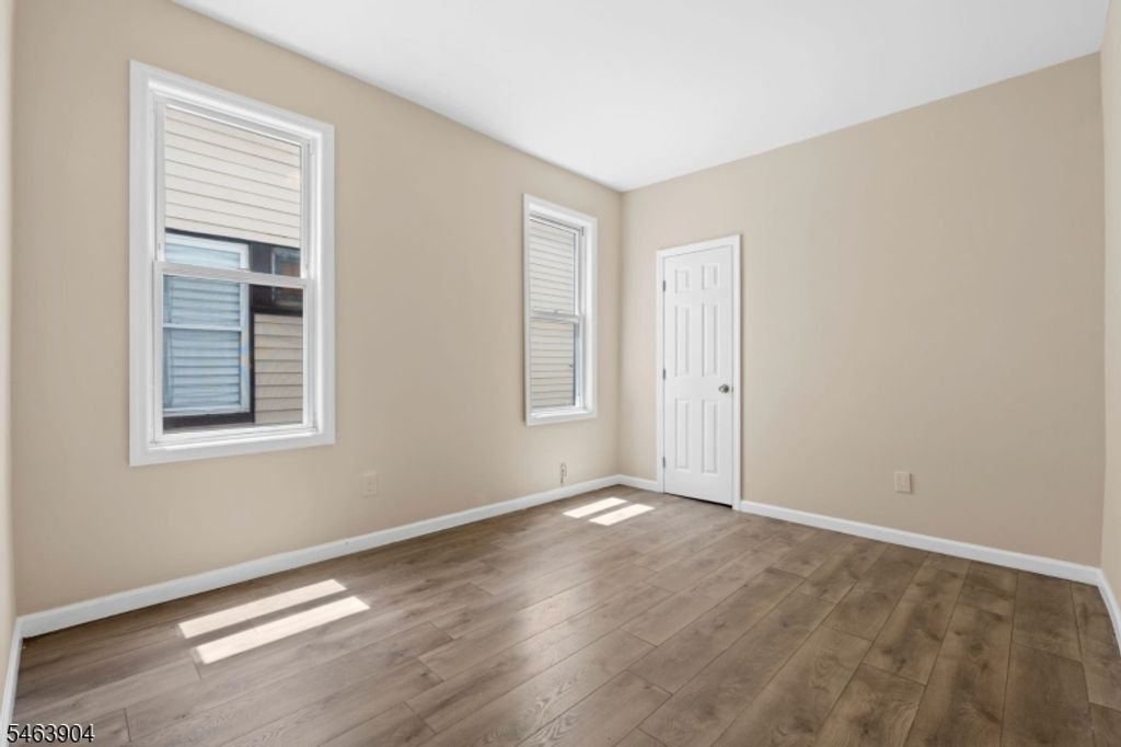 278 Wainwright St, Newark City, NJ 07112 — photo 4