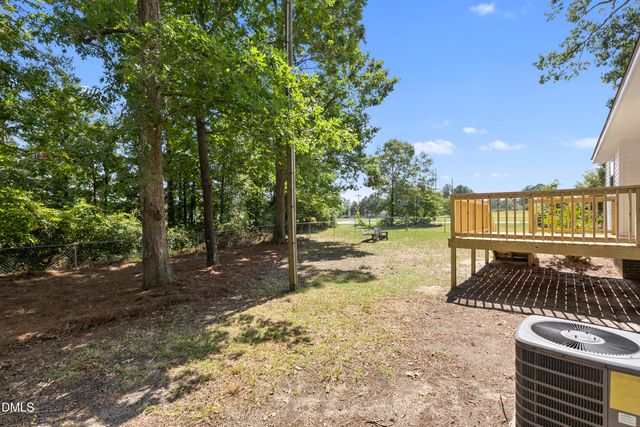 5109 Briarwood Drive, Sanford, NC 27332