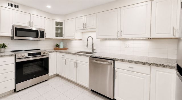 16 Claremont Park 1, Boston, MA 02118