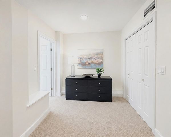 16 Claremont Park 1, Boston, MA 02118