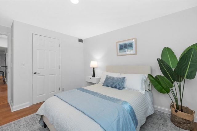 16 Claremont Park 1, Boston, MA 02118