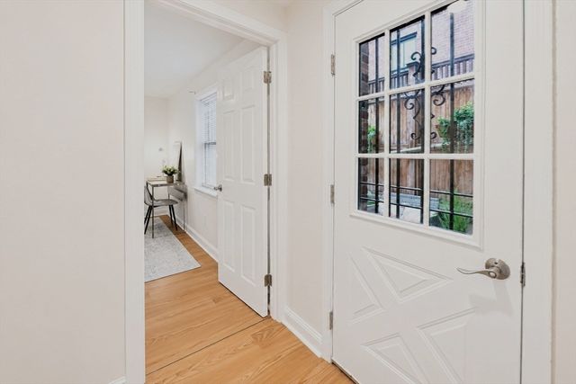 16 Claremont Park 1, Boston, MA 02118