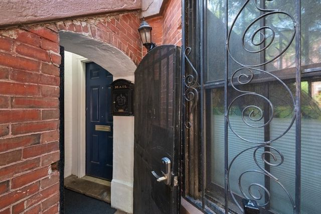 16 Claremont Park 1, Boston, MA 02118