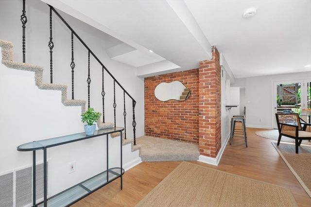 16 Claremont Park 1, Boston, MA 02118