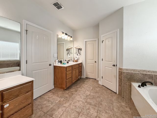 1191 Mossy Hollow, Spring Branch, TX 78070