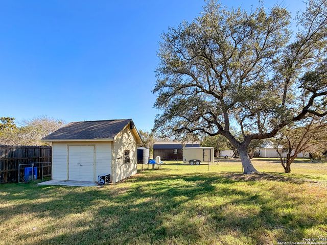 1191 Mossy Hollow, Spring Branch, TX 78070