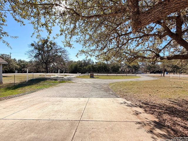 1191 Mossy Hollow, Spring Branch, TX 78070