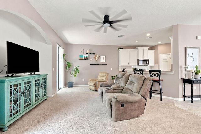 8421 SHALLOW CREEK COURT, New Port Richey, FL 34653