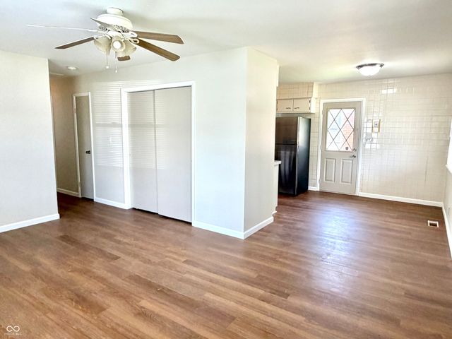 208 N 5th Avenue, Beech Grove, IN 46107