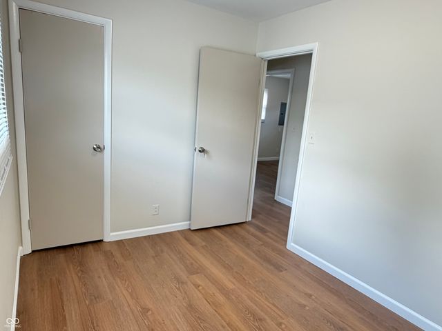 208 N 5th Avenue, Beech Grove, IN 46107