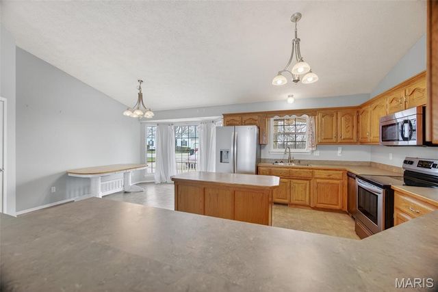 20235 Harlequin Lane, Dixon, MO 65459