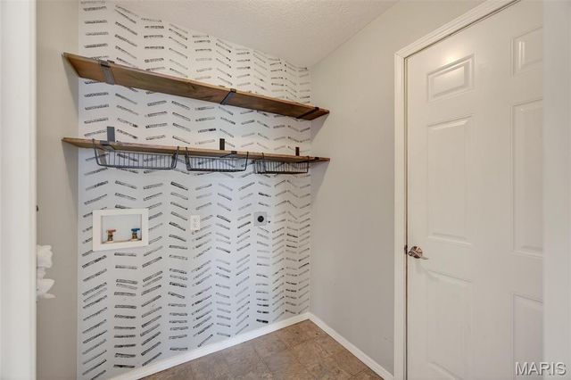 20235 Harlequin Lane, Dixon, MO 65459