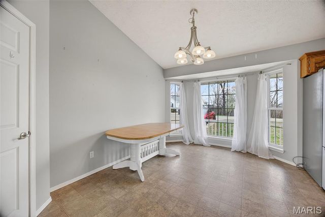 20235 Harlequin Lane, Dixon, MO 65459