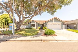 4566 Fellows St, Union City, CA 94587