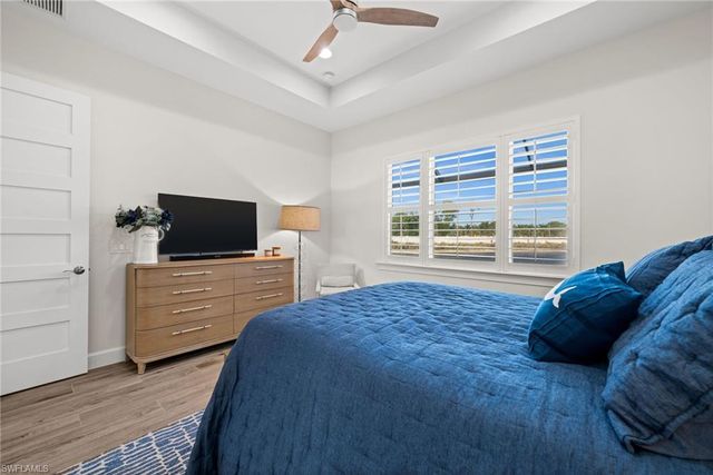 8821 Yucatan CT, Naples, FL 34112