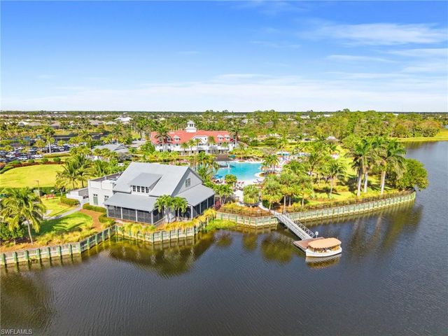 8821 Yucatan CT, Naples, FL 34112