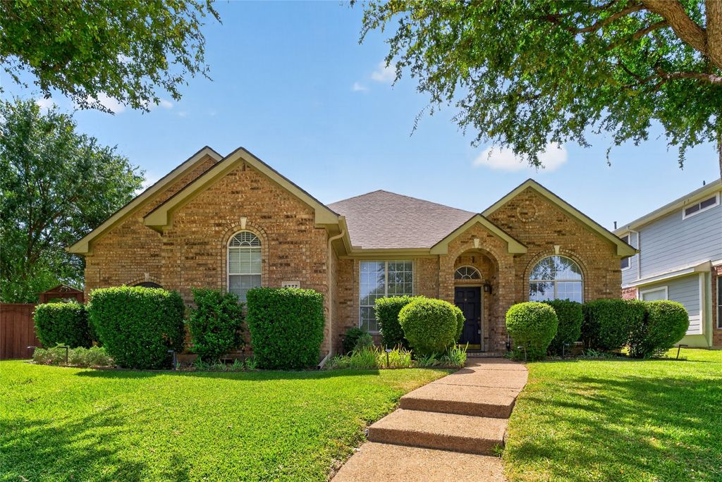 6777 Gatewick Drive, Frisco, TX 75035