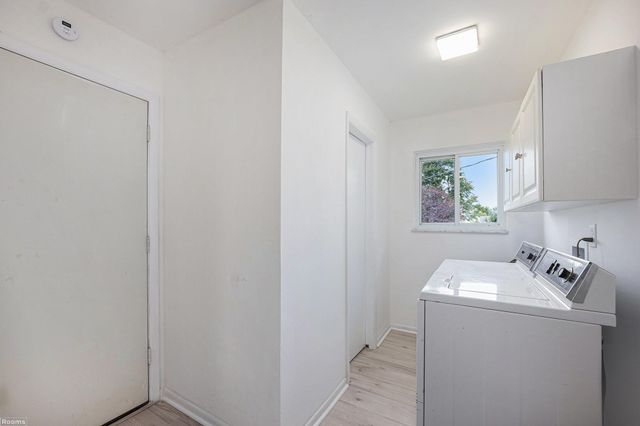 28585 Pratt Road, Richmond Twp, MI 48062