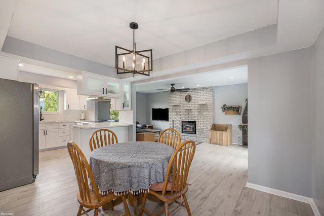 28585 Pratt Road, Richmond Twp, MI 48062