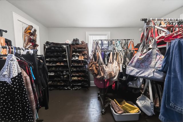 2221 9th Street NW, Canton, OH 44708
