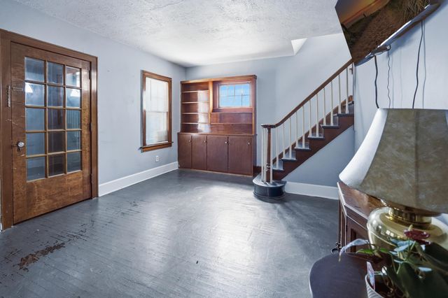 2221 9th Street NW, Canton, OH 44708