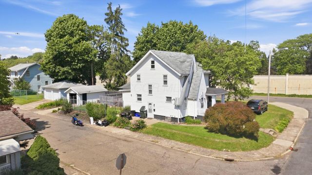 2221 9th Street NW, Canton, OH 44708