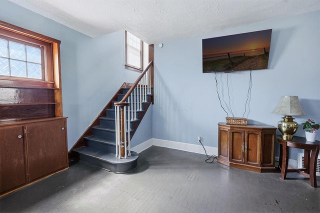 2221 9th Street NW, Canton, OH 44708