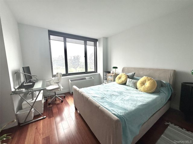 10 City Place 9G, White Plains, NY 10601
