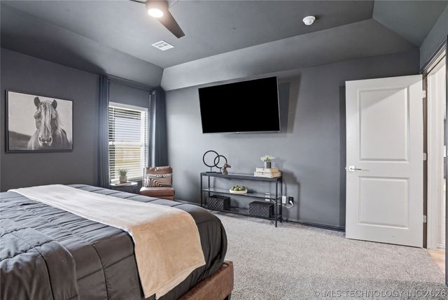 5917 E 126th Place S, Bixby, OK 74008