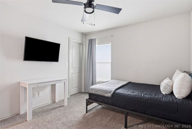 5917 E 126th Place S, Bixby, OK 74008