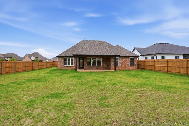 5917 E 126th Place S, Bixby, OK 74008